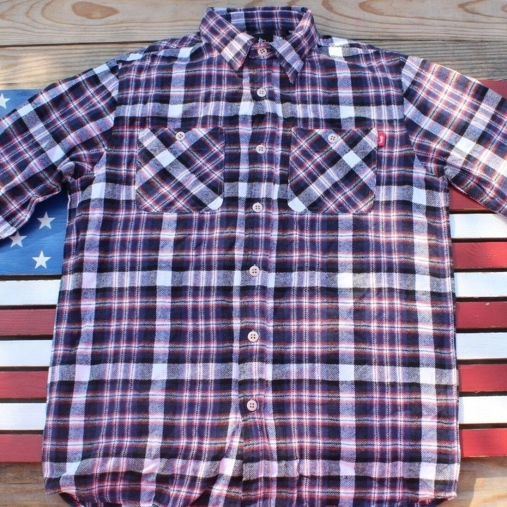 STUSSY Long Sleeved Plaid Button Flannel (Medium)